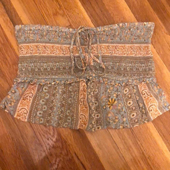 American Eagle Outfitters Tops - American Eagle Strapless Peplum Top